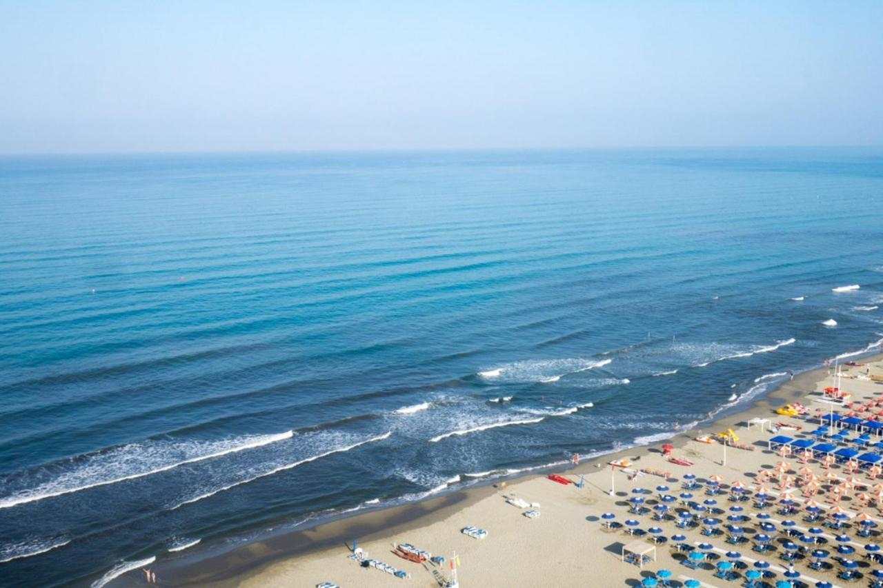 "Libeccio Apartment" Con Garage Privato Lido di Camaiore Exteriör bild